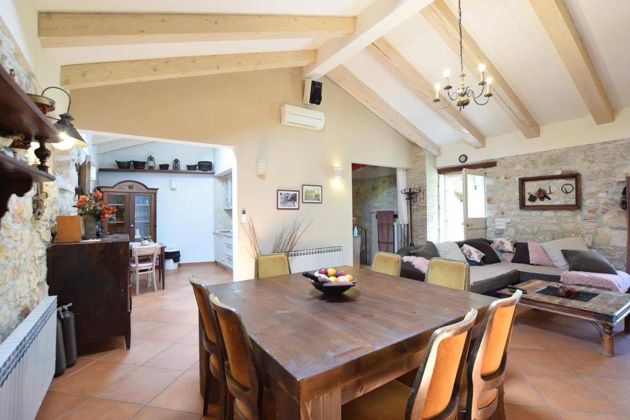 Saison Openning Prices Luxury Villa Nini With Fireplace, Private Pool, Bikes, Barbecue And Much More Poreč Eksteriør billede