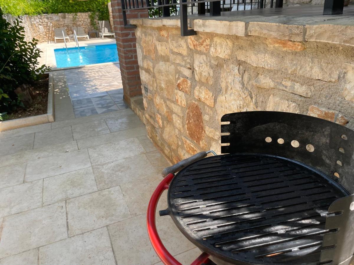 Saison Openning Prices Luxury Villa Nini With Fireplace, Private Pool, Bikes, Barbecue And Much More Poreč Eksteriør billede